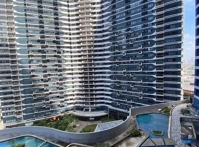アパートホテル Elegant And Spacious In Air Residences Makati