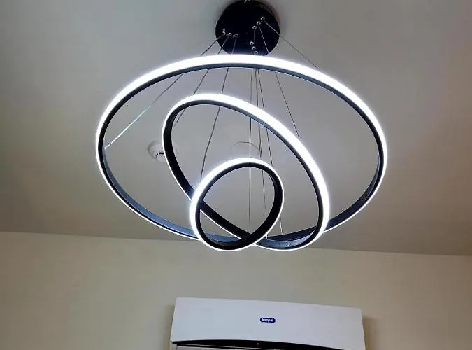 アパートホテル Elegant And Spacious In Air Residences Makati マニラ市